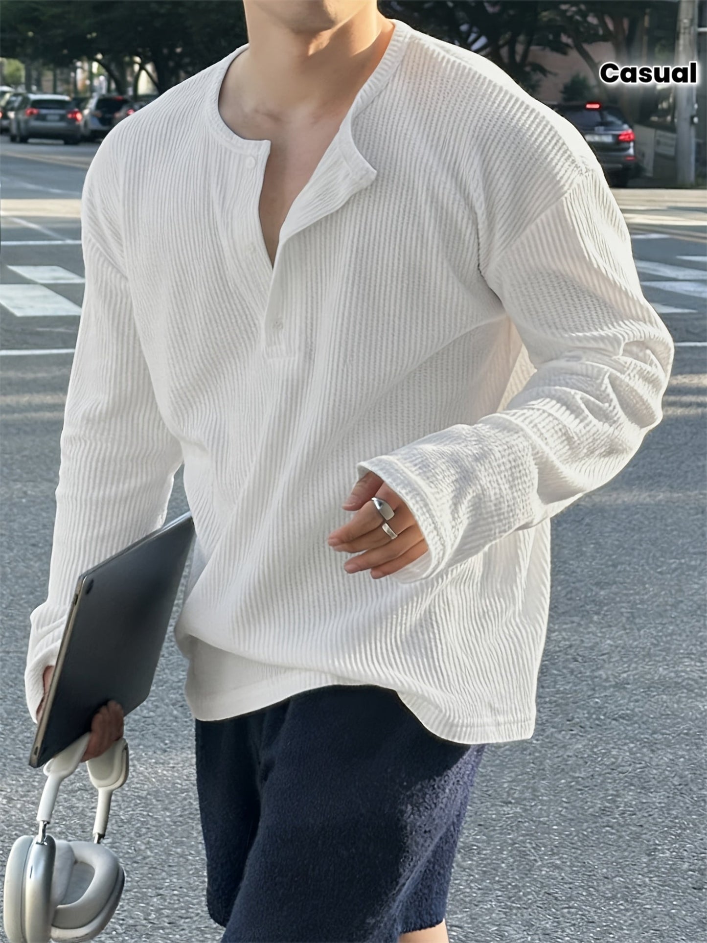 Men's long-sleeve Henley shirt, textured fabric, relaxed fit