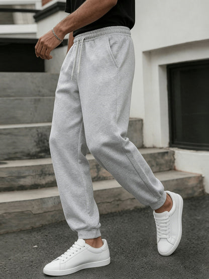 Herren Jogginghose für Freizeit und Sport – Bequemer Straight-Leg Schnitt mit Taschen