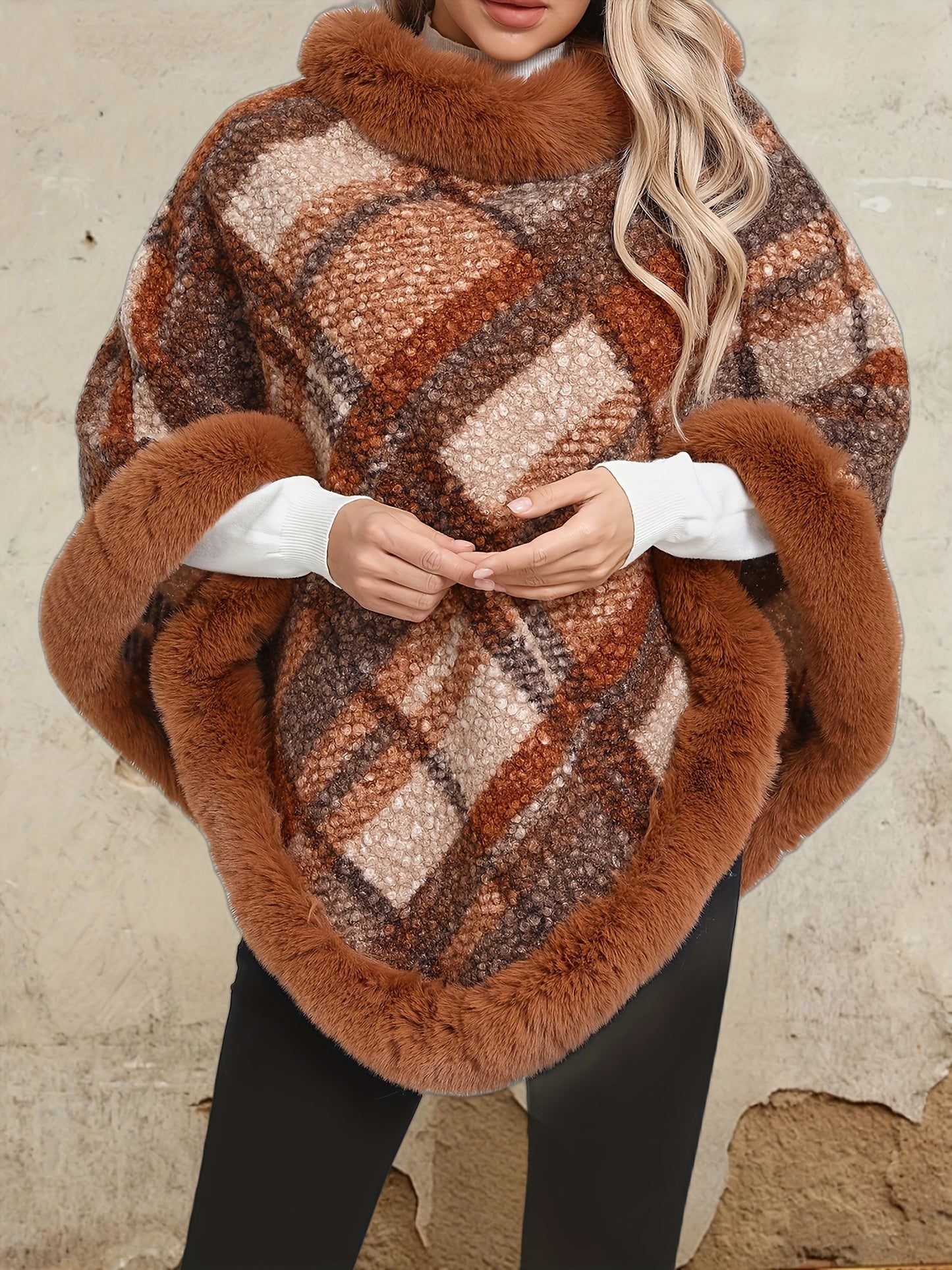 Damen Poncho mit Fellimitatbesatz, kariert, Braun/Grau