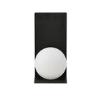 Wandlamp minimalistisch gepoedercoat staal en glas, zwart met witte glazen kap Ø 14 cm, 15 x 30 cm, voor gang en trap
