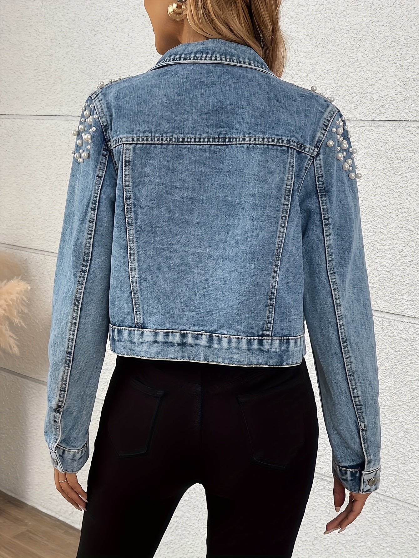 Jeansjacke Damen Hellblau mit Perlenbesatz Kurzer Schnitt