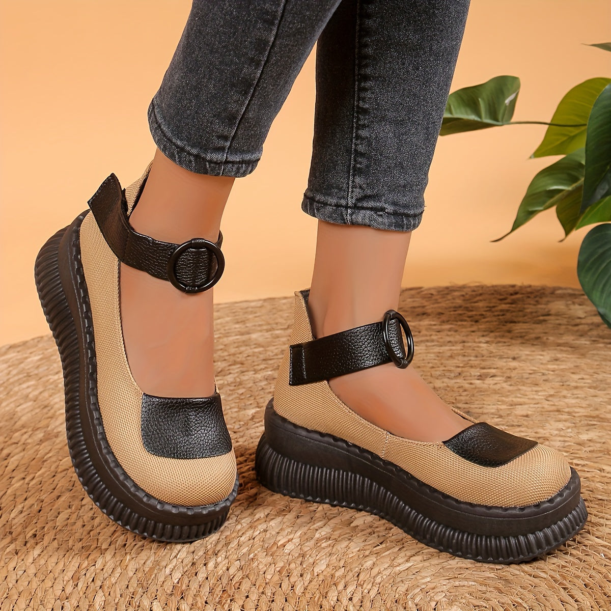 Women's Vintage Mary Jane Low Shoes with Round Toes and Straps – Comfortable Casual Shoes for Everyday and Office Use