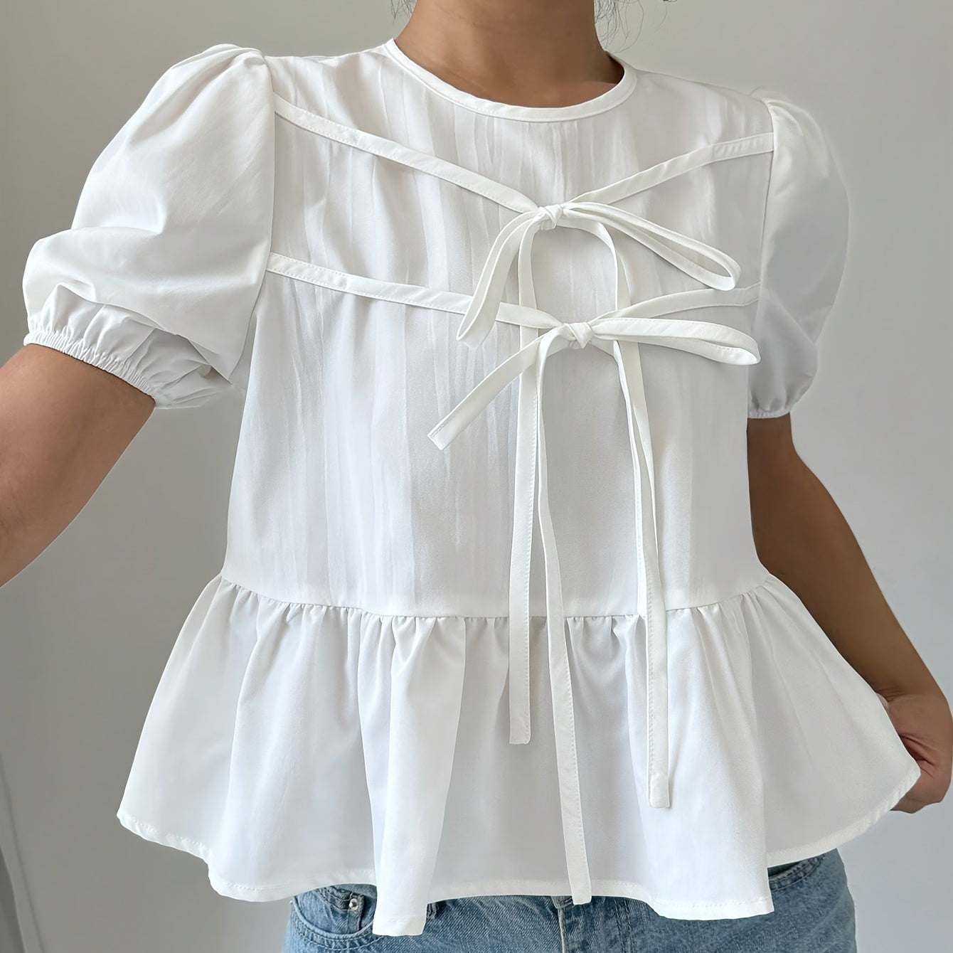 Women's Peplum Blouse with Puff Sleeves and Bows – Romantic Vintage Look for Leisure & Everyday Wear