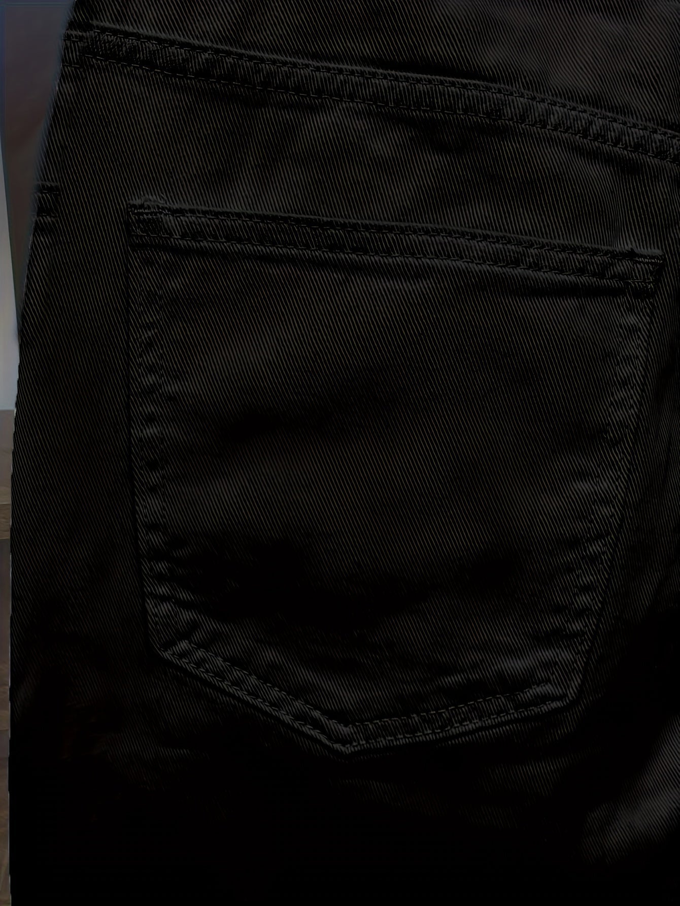 Men's denim shorts in slim-fit style for leisure and everyday wear