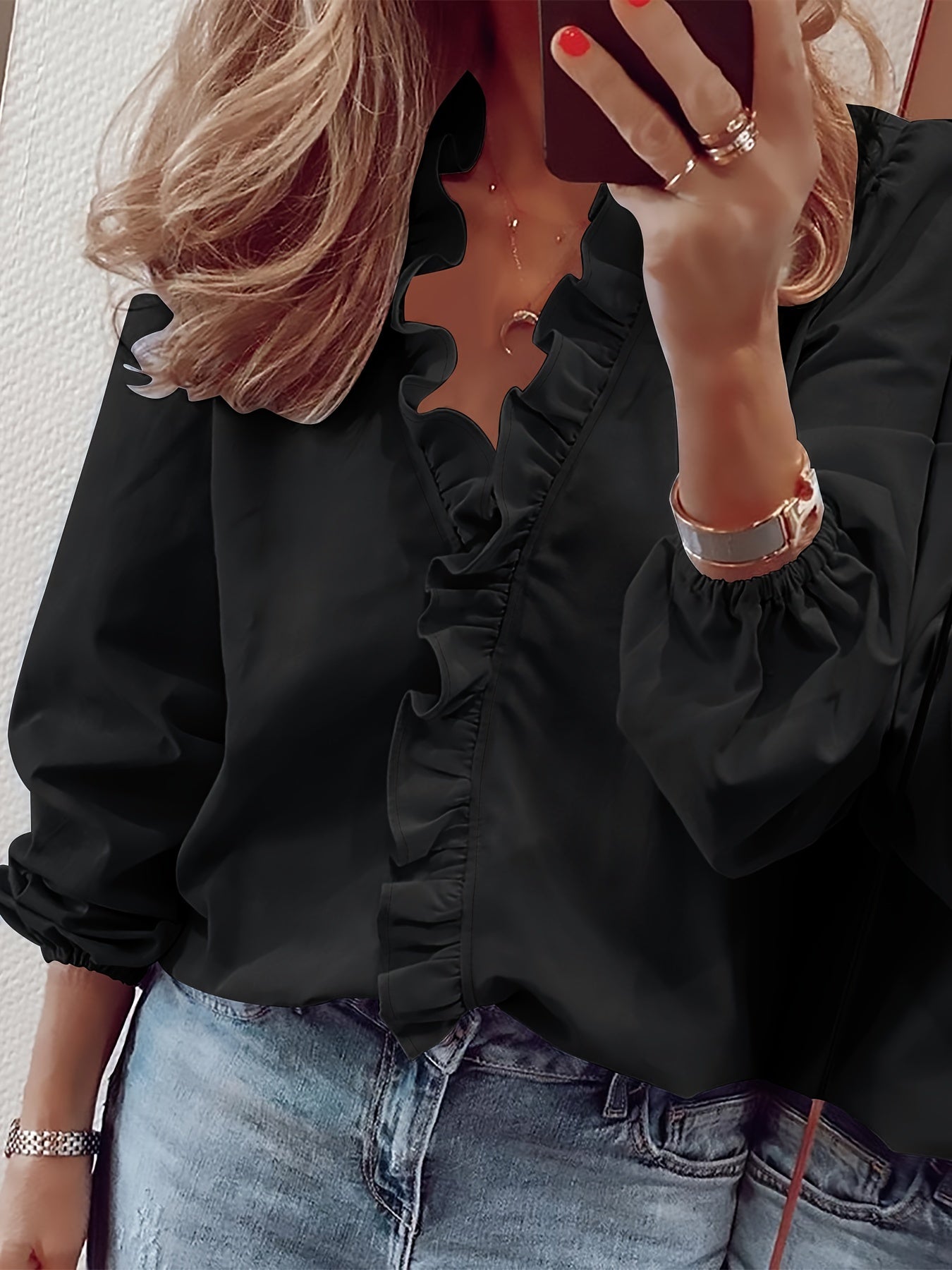 Women's blouse with ruffles and V-neck – Elegant casual style for everyday and office wear
