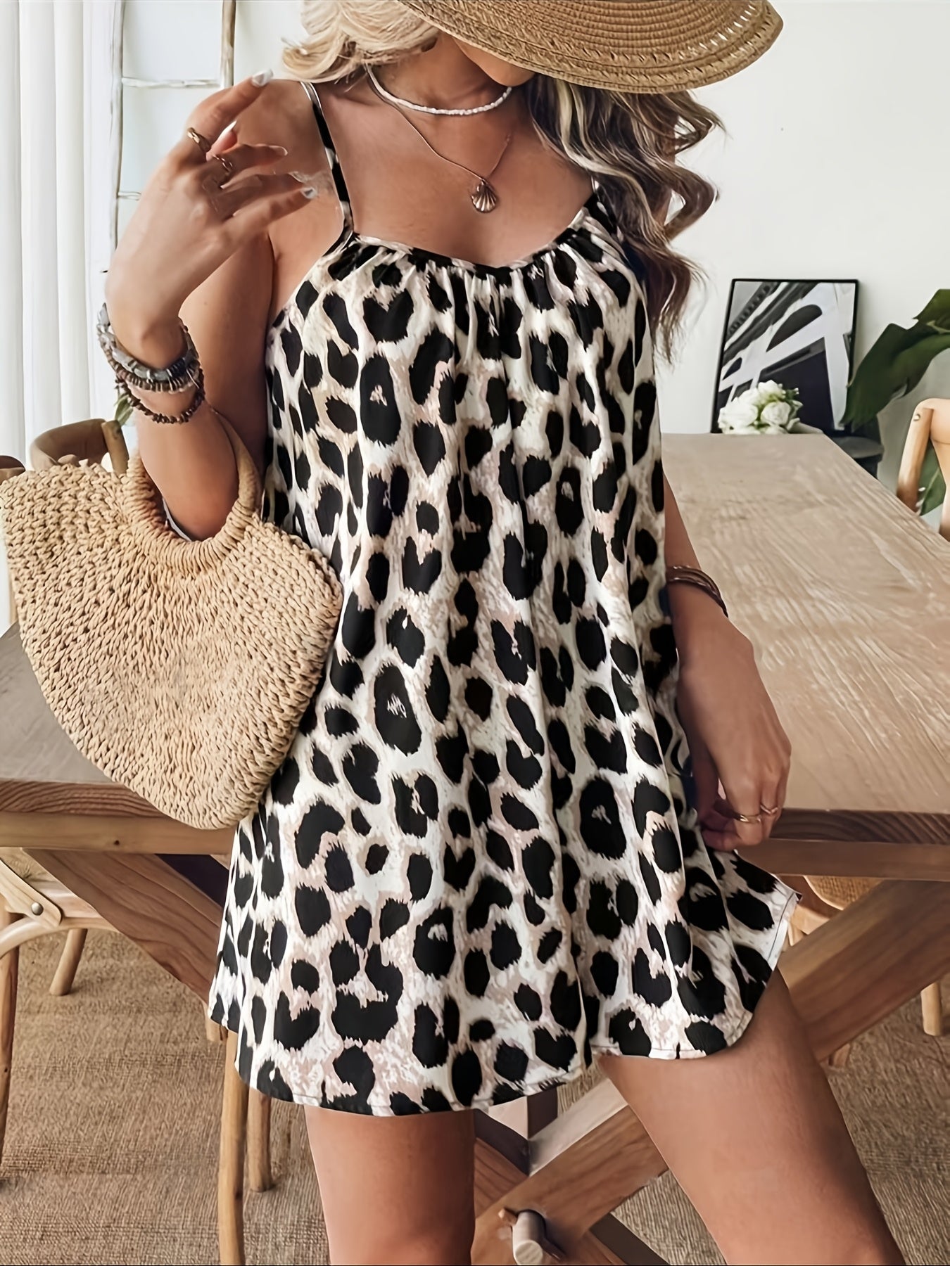 Damen Sommer Jumpsuit mit Leopardenmuster – Lässiger Sexy Playsuit für Freizeit und Urlaub