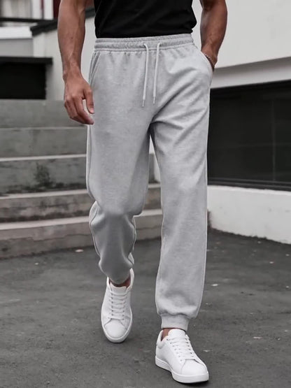 Herren Jogginghose für Freizeit und Sport – Bequemer Straight-Leg Schnitt mit Taschen