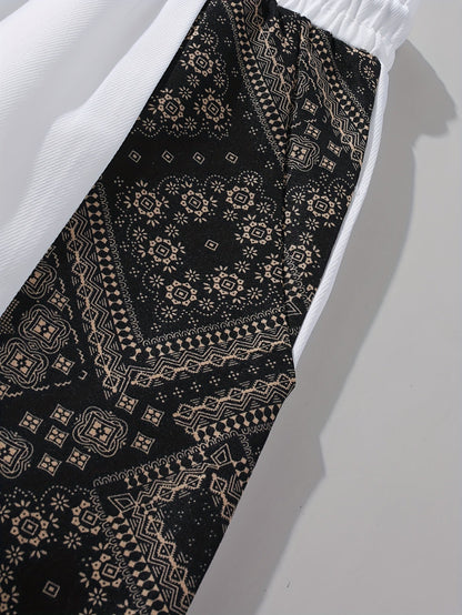 Men's streetwear shorts with graphic pattern and modern design – perfect for casual wear and urban style
