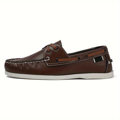 Men's boat shoes in classic moccasin style – Elegant casual shoes for everyday and leisure use