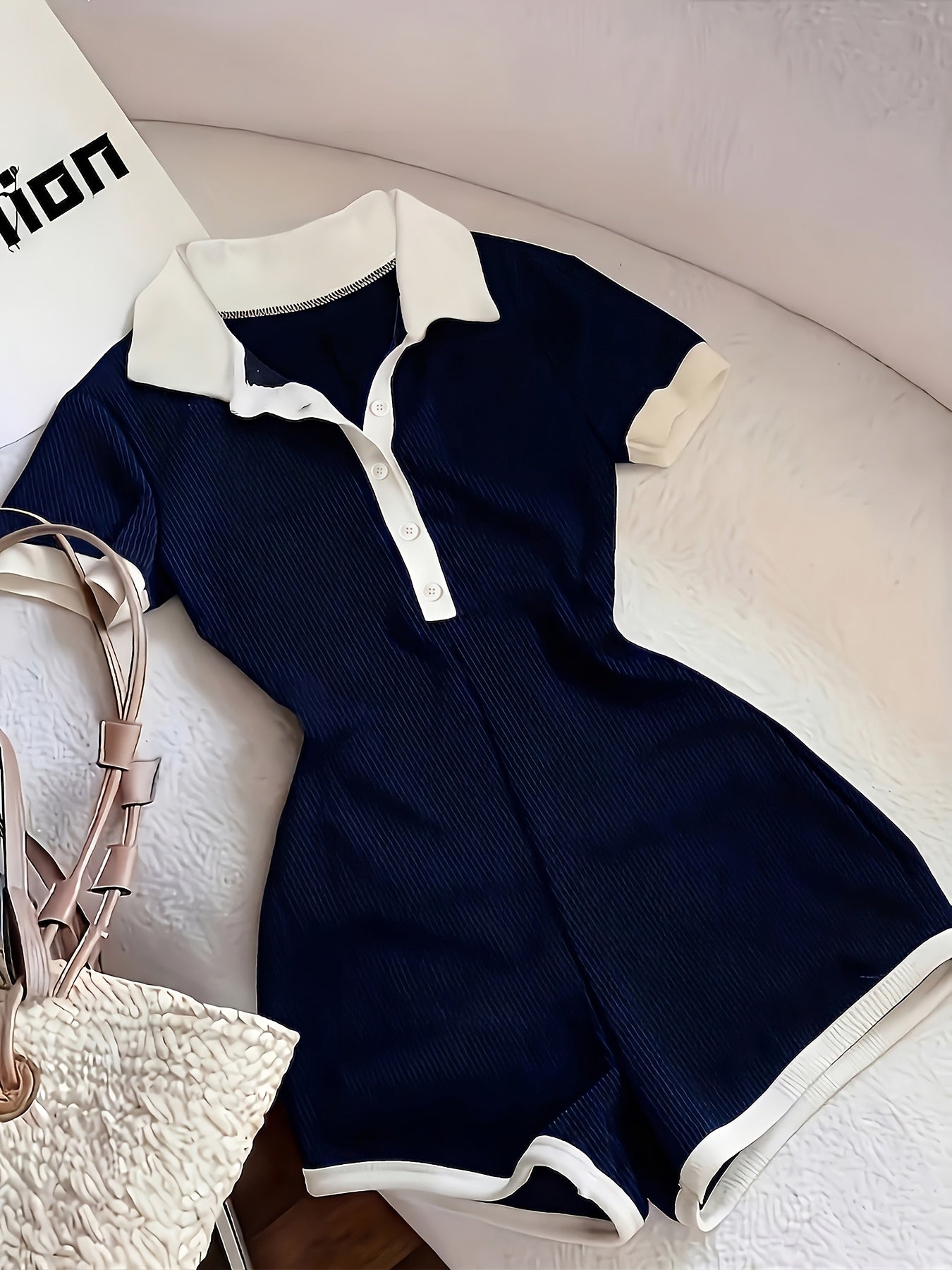 Damen Poloshirt Overall – Eleganter Sommer Jumpsuit mit Knopfleiste und Kurzarm