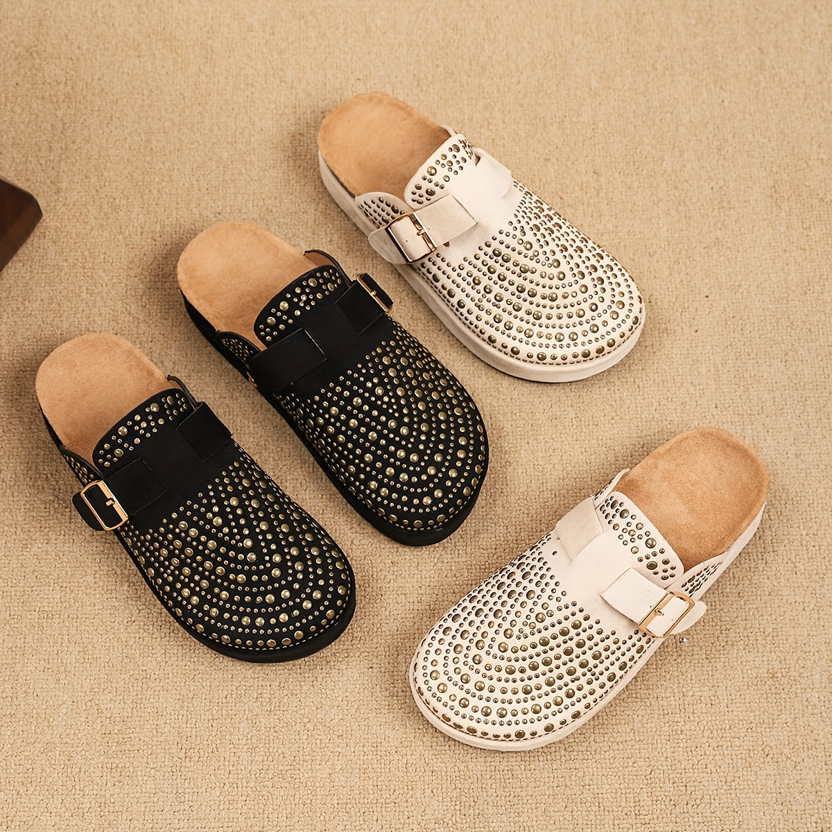 Women's platform shoes with studs – fashionable clogs for everyday and leisure use