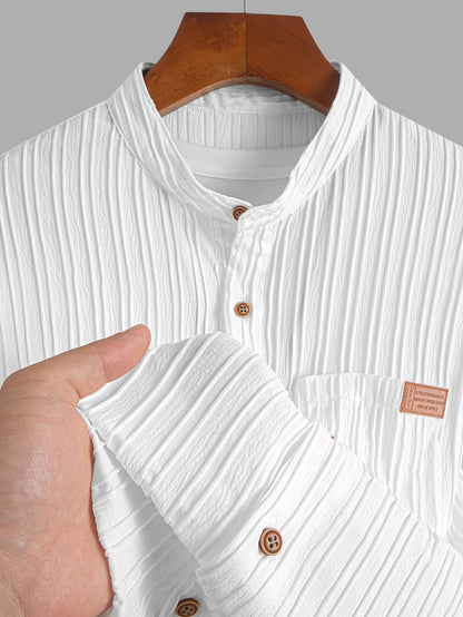 Men's short-sleeve shirt with pleated texture and stand-up collar – modern casual shirt for summer & vacation