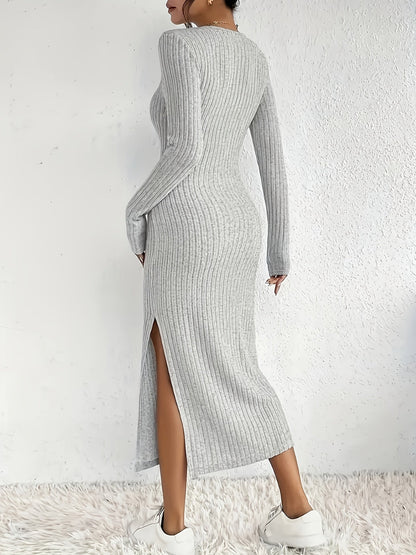 Geripptes Strickkleid Langarm Midi figurbetont mit V-Ausschnitt