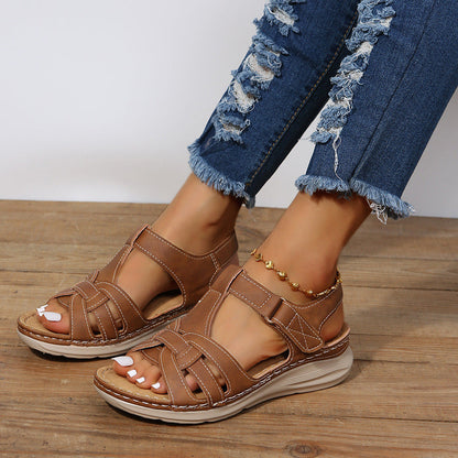 Amanda – Vintage Wedge Sandals in Plus Sizes