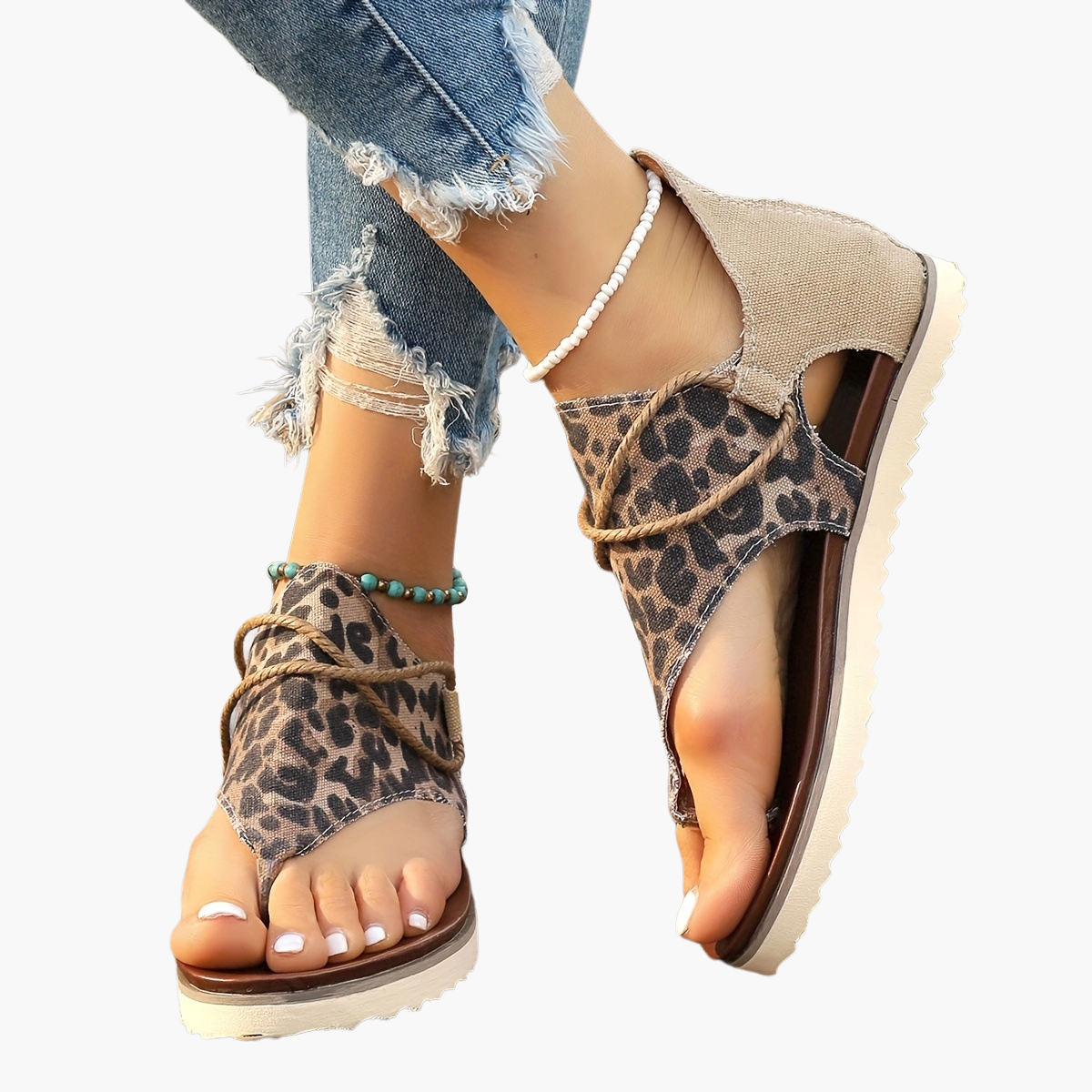 Women's Toe Separator Sandals with Leopard Print – Fashionable Summer Shoes for Leisure and Vacation