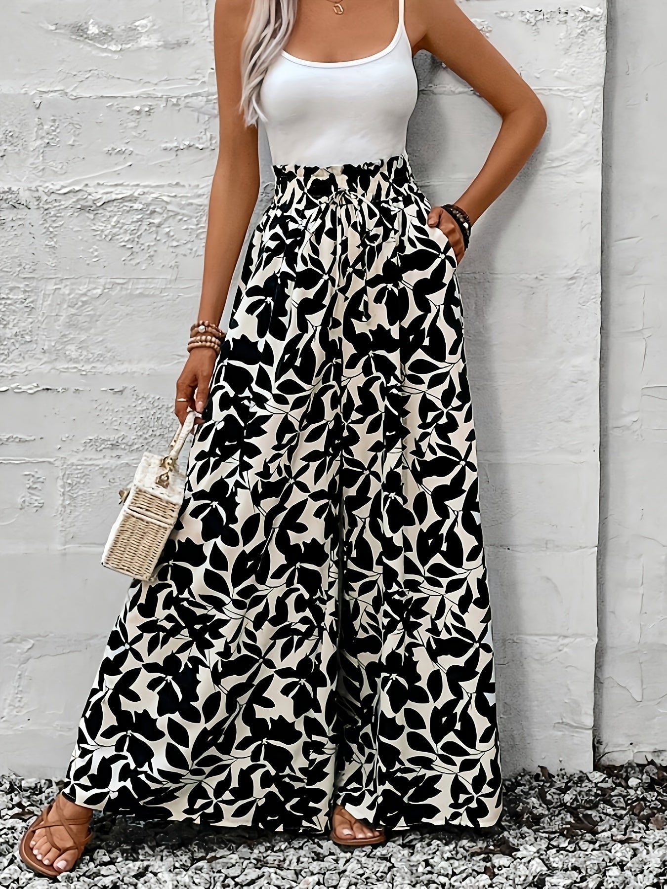 Women's Wide-Leg Pants with Paperbag Waist and Tropical Leaf Print – Perfect for Summer, Leisure & Vacation