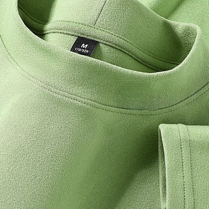 Unisex long-sleeve shirt with stand-up collar – Comfortable top for everyday wear and sports