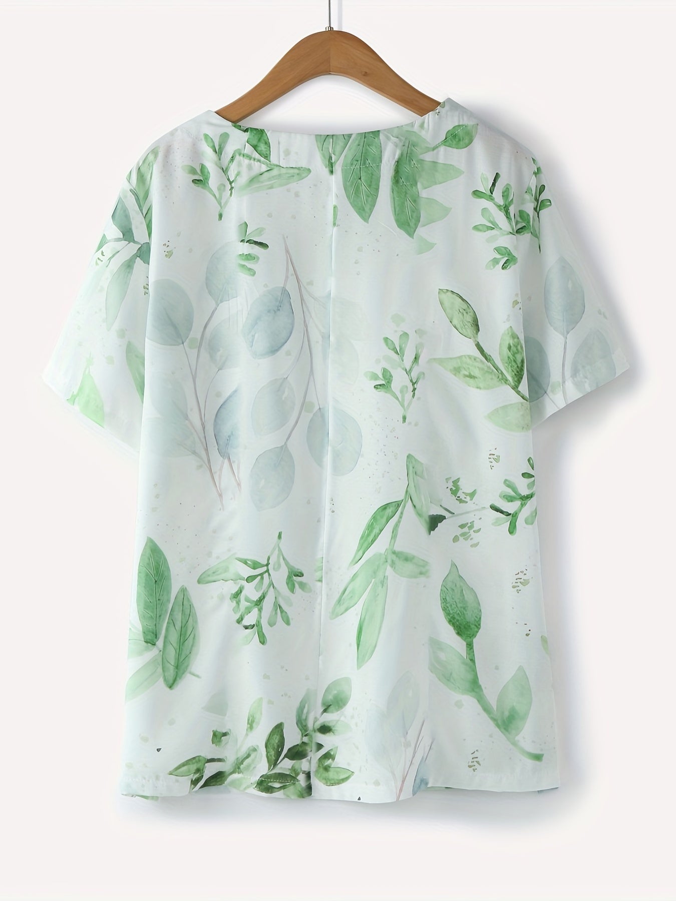 Women's Vintage Blouse with Floral Pattern and Button Placket – Summer Casual Shirt