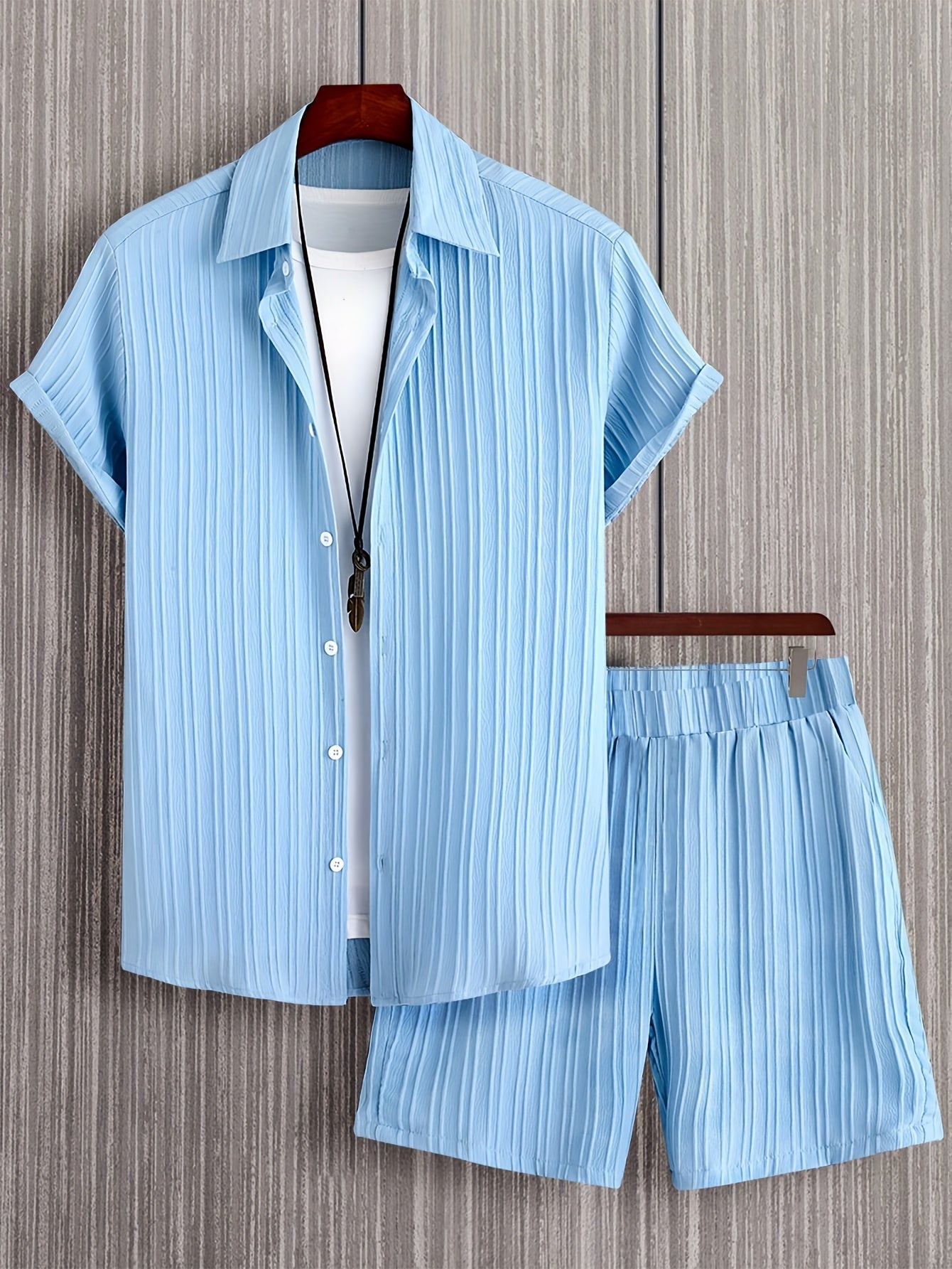 Men's Summer Casual Set with Short-Sleeve Shirt and Shorts – Ideal for Everyday and Vacation