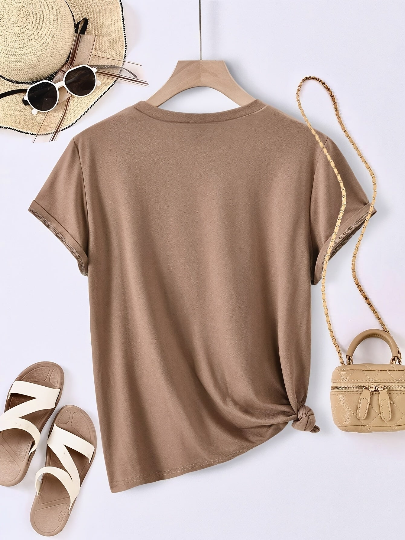 Women's T-shirt with Statement Print Smile Every Day – Casual Summer Shirt for Leisure & Vacation