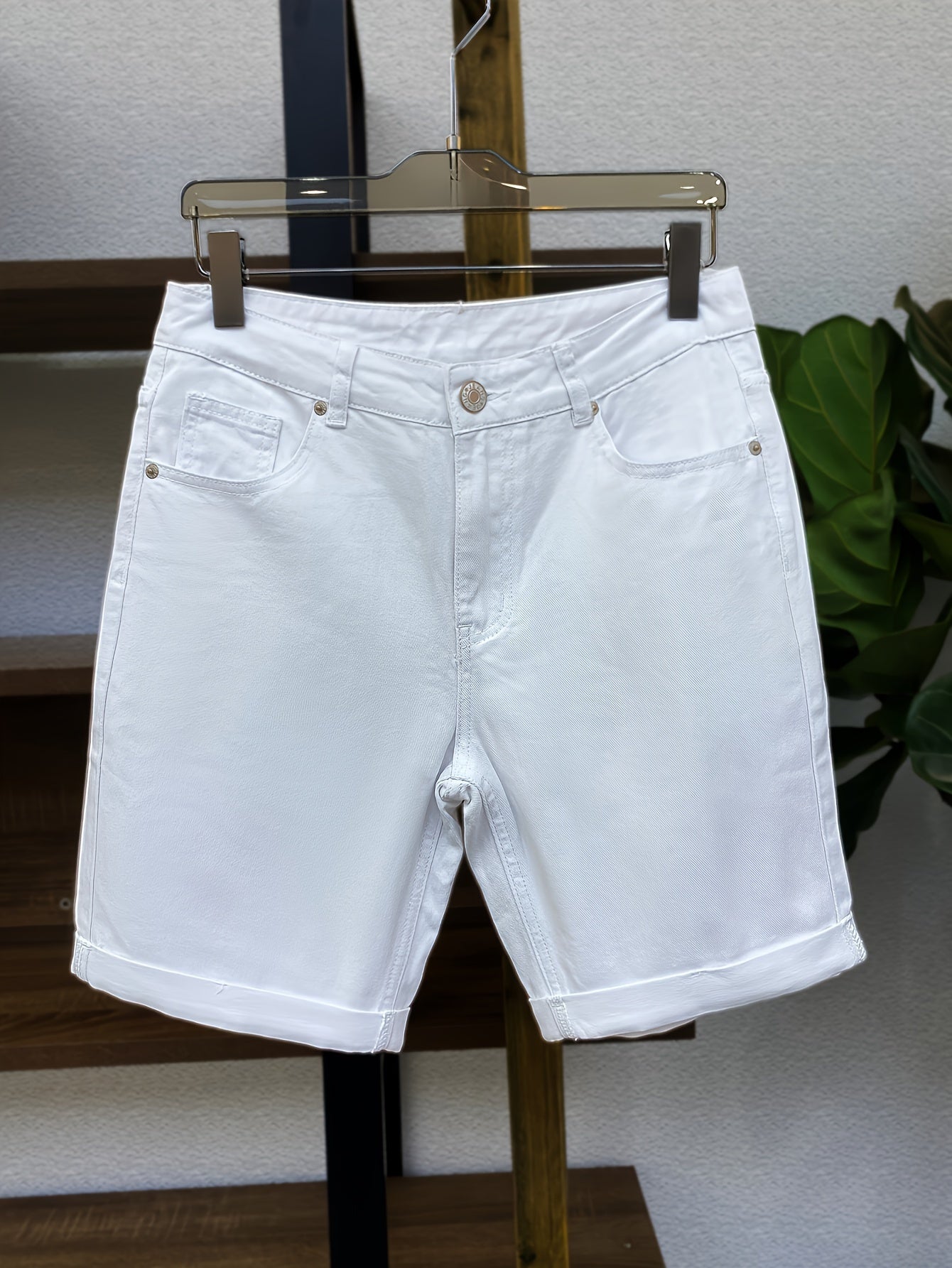 Men's denim shorts in slim-fit style for leisure and everyday wear