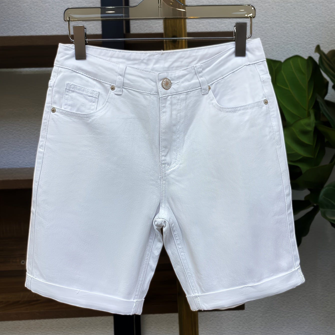 Men's denim shorts in slim-fit style for leisure and everyday wear