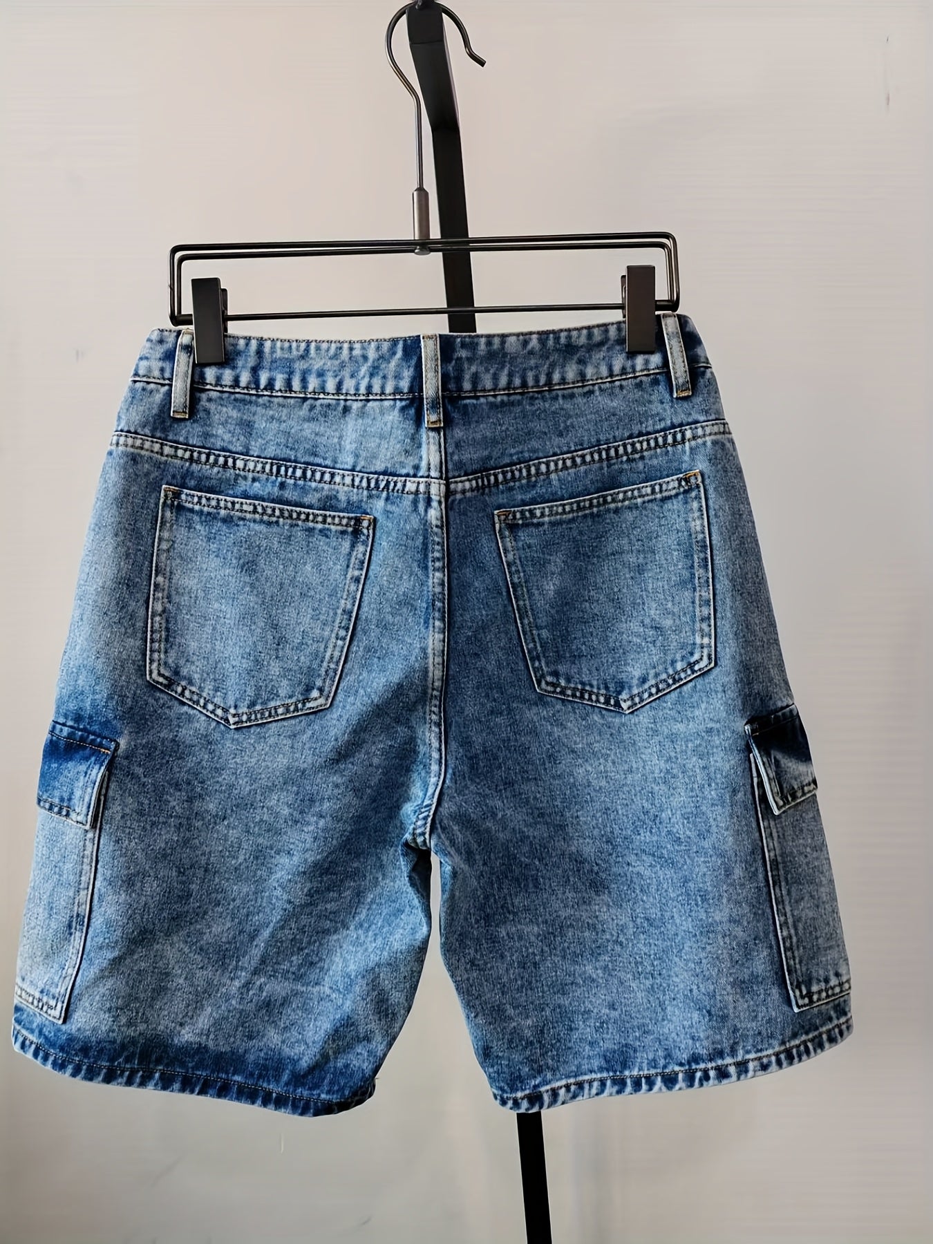 Men's Cargo Shorts in Casual Streetwear Style – Ideal for Everyday and Leisure
