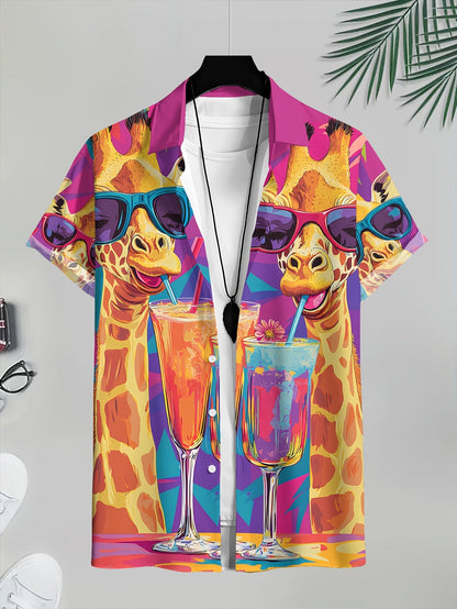 Men's Hawaiian Shirt with Giraffe Print and Cocktails – Summer Party Short-Sleeve Casual Shirt