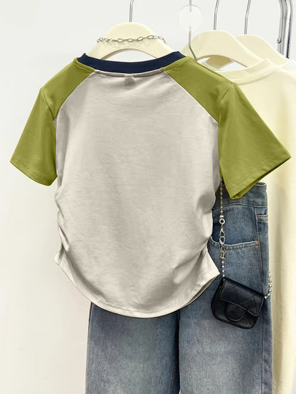 Women's T-shirt with Elephant Print in Y2K Style for Leisure and Everyday Wear