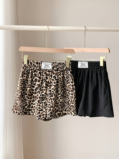 Women's shorts set in casual style – ideal for everyday wear and leisure