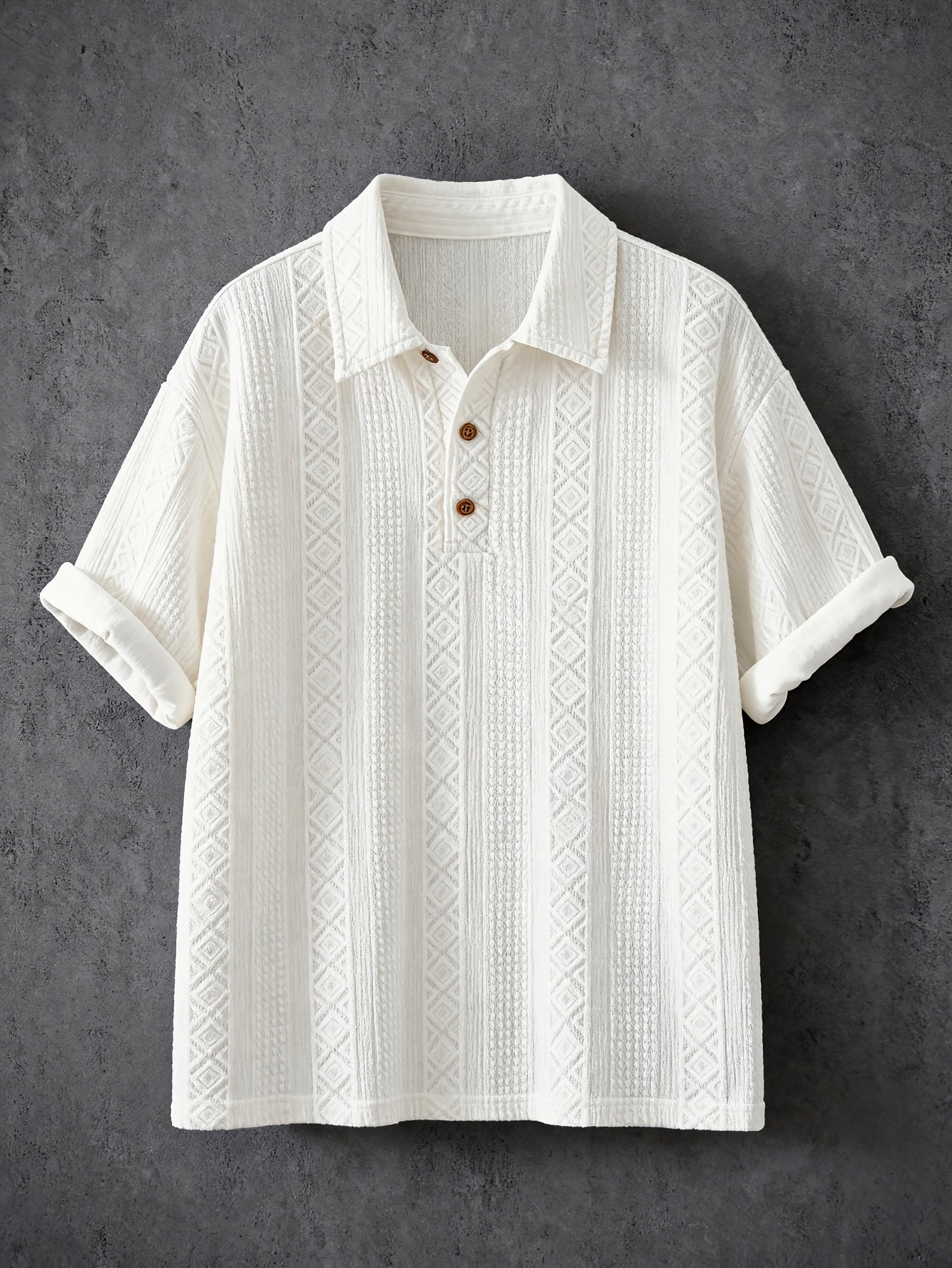 Men's polo shirt with geometric embroidery and texture – modern casual design