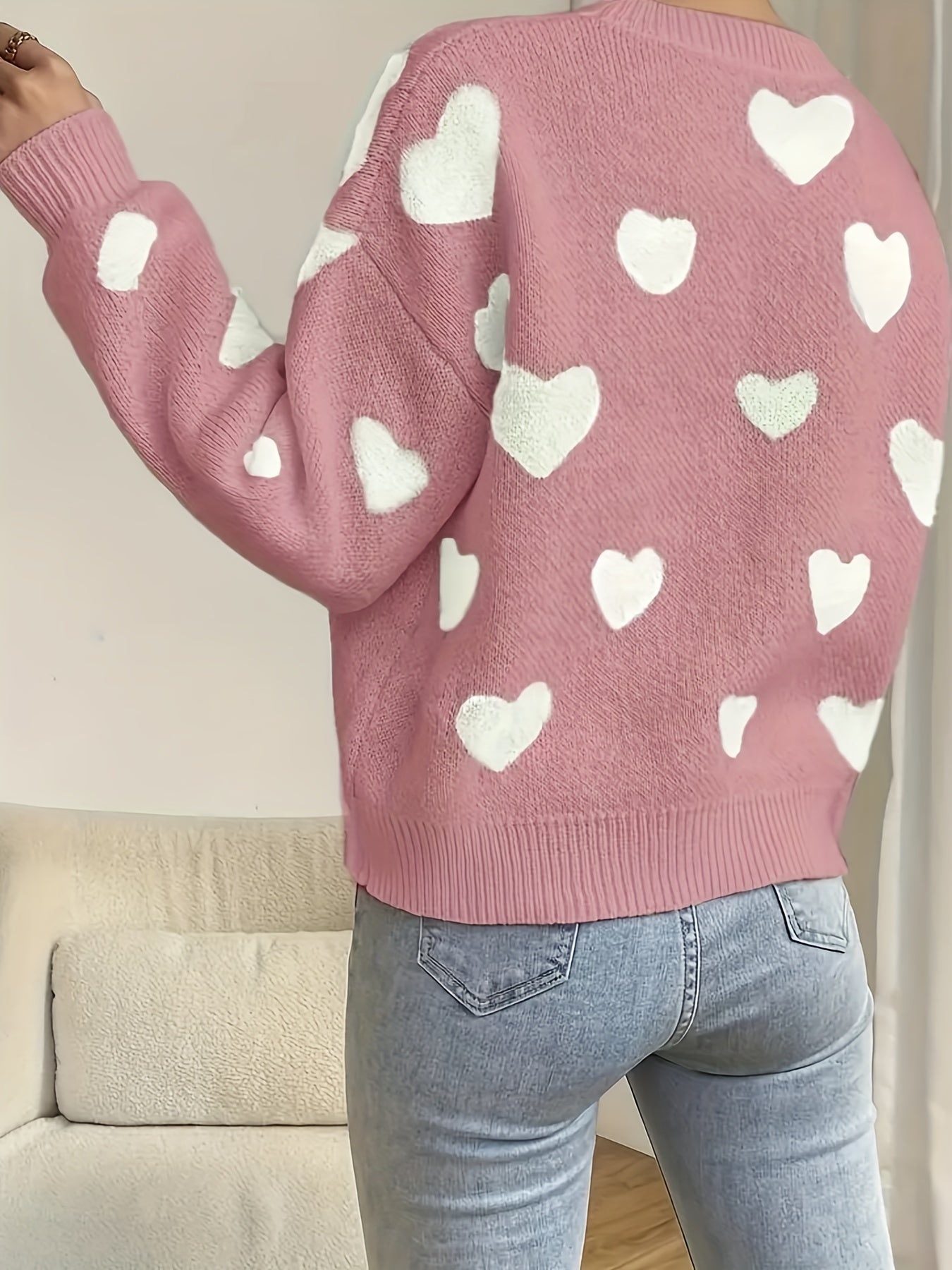 Women's sweater with heart pattern, crew neck, long-sleeve knit sweater