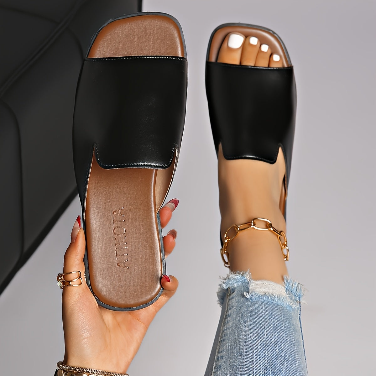 Women's Slip-On Sandals with Square Toe – Modern Style for Everyday and Leisure