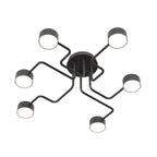 Zwarte plafondlamp met zes gebogen armen en ronde lichtkappen rond een ronde plafondplaat