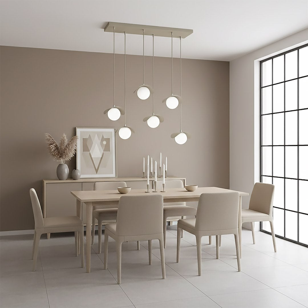 Hanglamp gepoedercoat staal en glas Ritual, beige met witte glazen bollen, 6 lampen, 75 cm breed