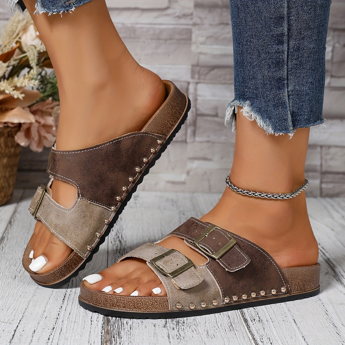 Women's Comfortable Vintage Sandals with Buckles – Open Toe, Casual & Everyday
