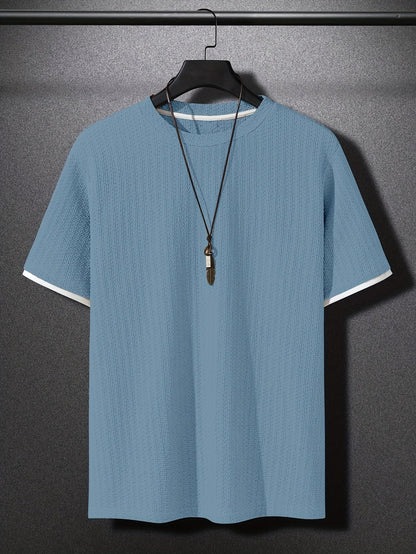 Men's Modern Casual Short-Sleeve T-Shirt with Texture and Layered Look