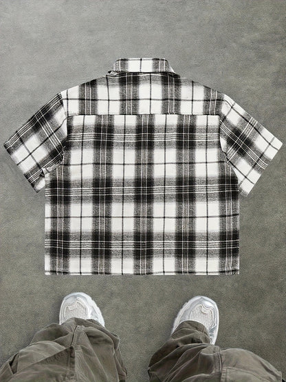 Herren Kurzarm Hemd im modernen Karo-Design – Lässiger Streetstyle für Alltag und Freizeit