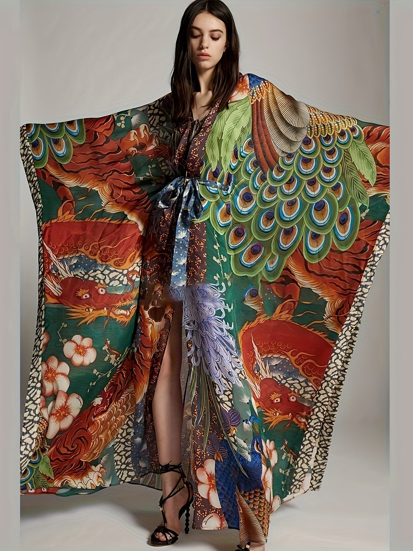 Women's Luxury Kimono Caftan Maxi Length with Oriental Print – Elegant Statement Look for Vacation & Evening