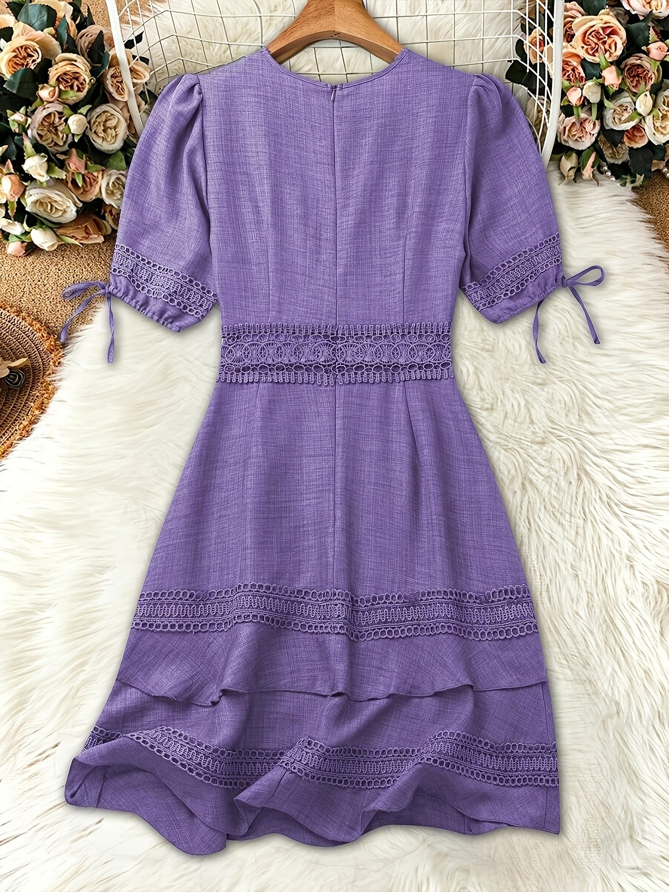 Women's Elegant Casual Dress with Lace and V-Neck – Perfect for Everyday & Going Out