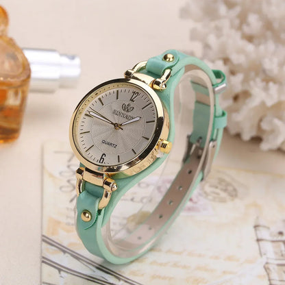 Ladies' Vintage Wristwatch – Elegant Quartz Watch for Everyday and Special Occasions