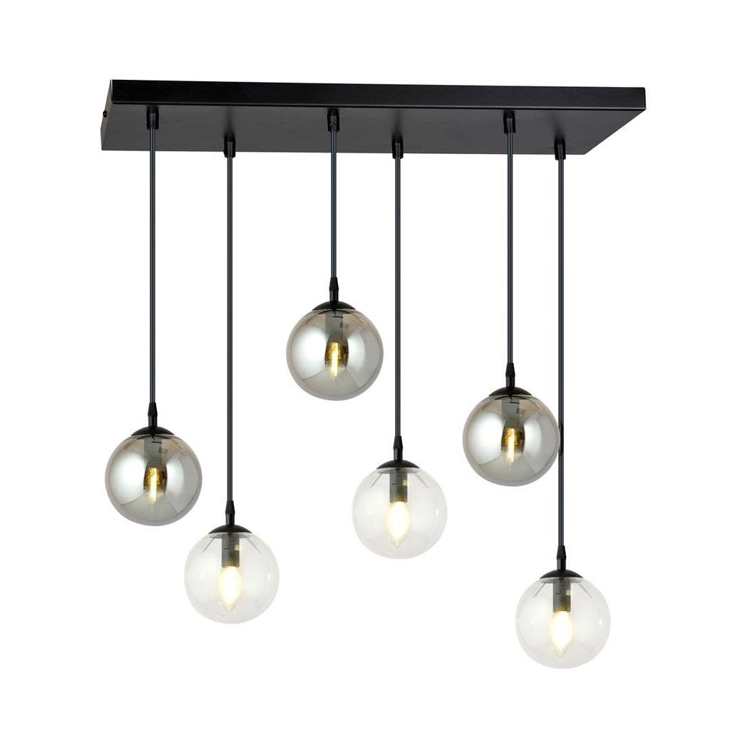 Zwarte hanglamp met zes glazen bollen in transparant en grafiet aan een rechthoekige plafondplaat