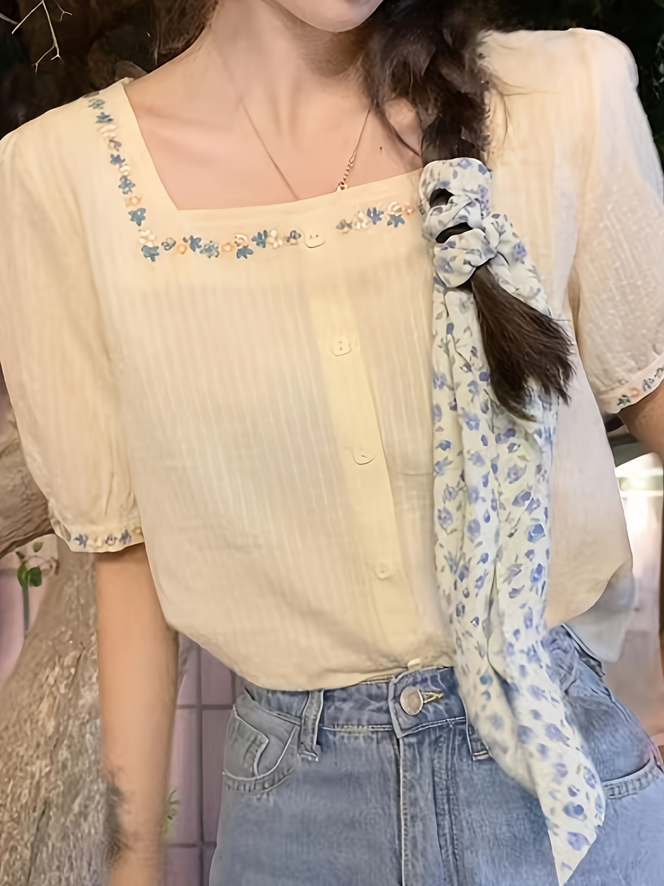 Women's Blouse with Embroidery and Square Neckline – Elegant Spring and Summer Style