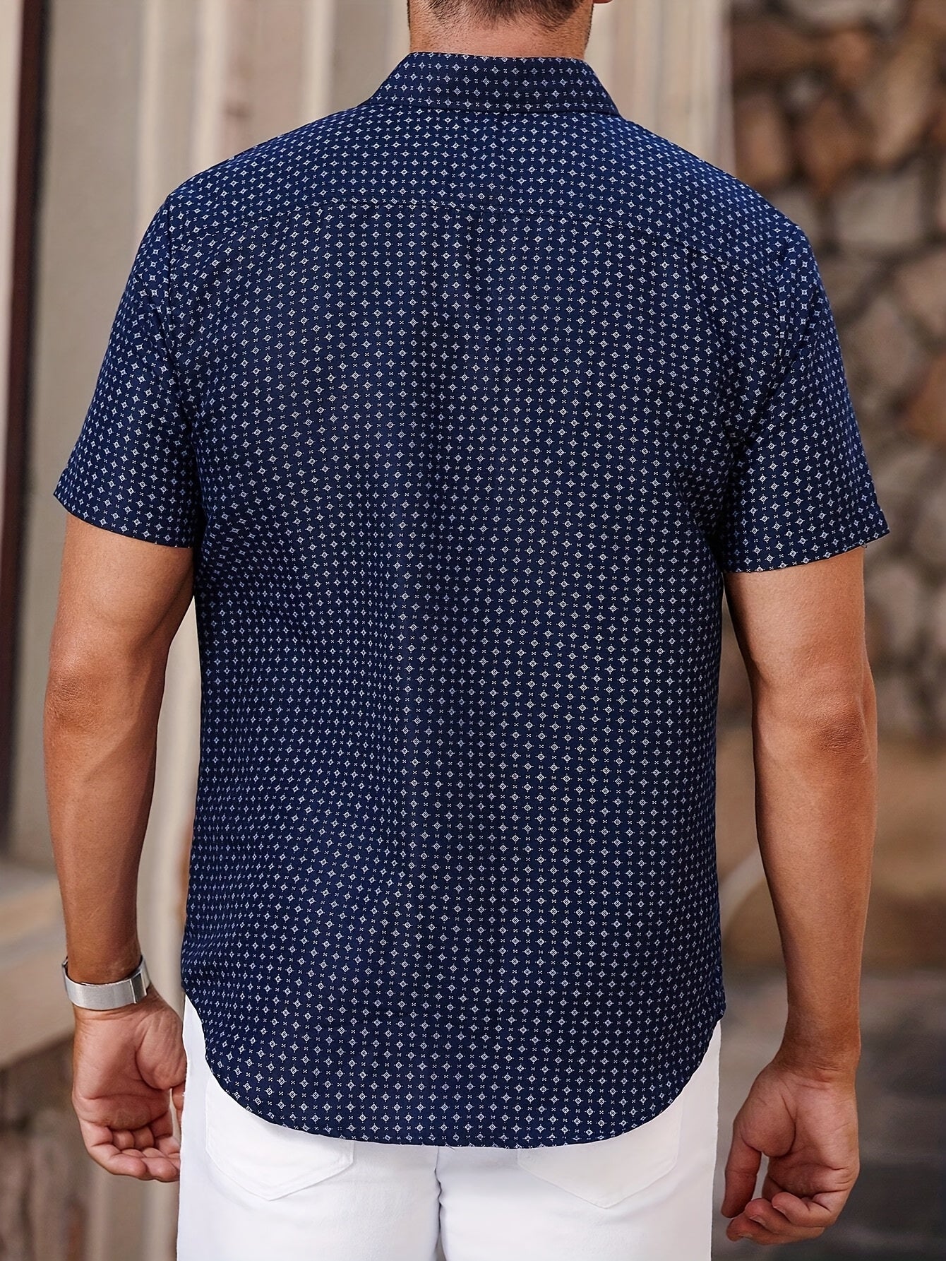 Men's Short-Sleeve Casual Shirt with Geometric Pattern – Modern Summer Shirt for Everyday and Leisure
