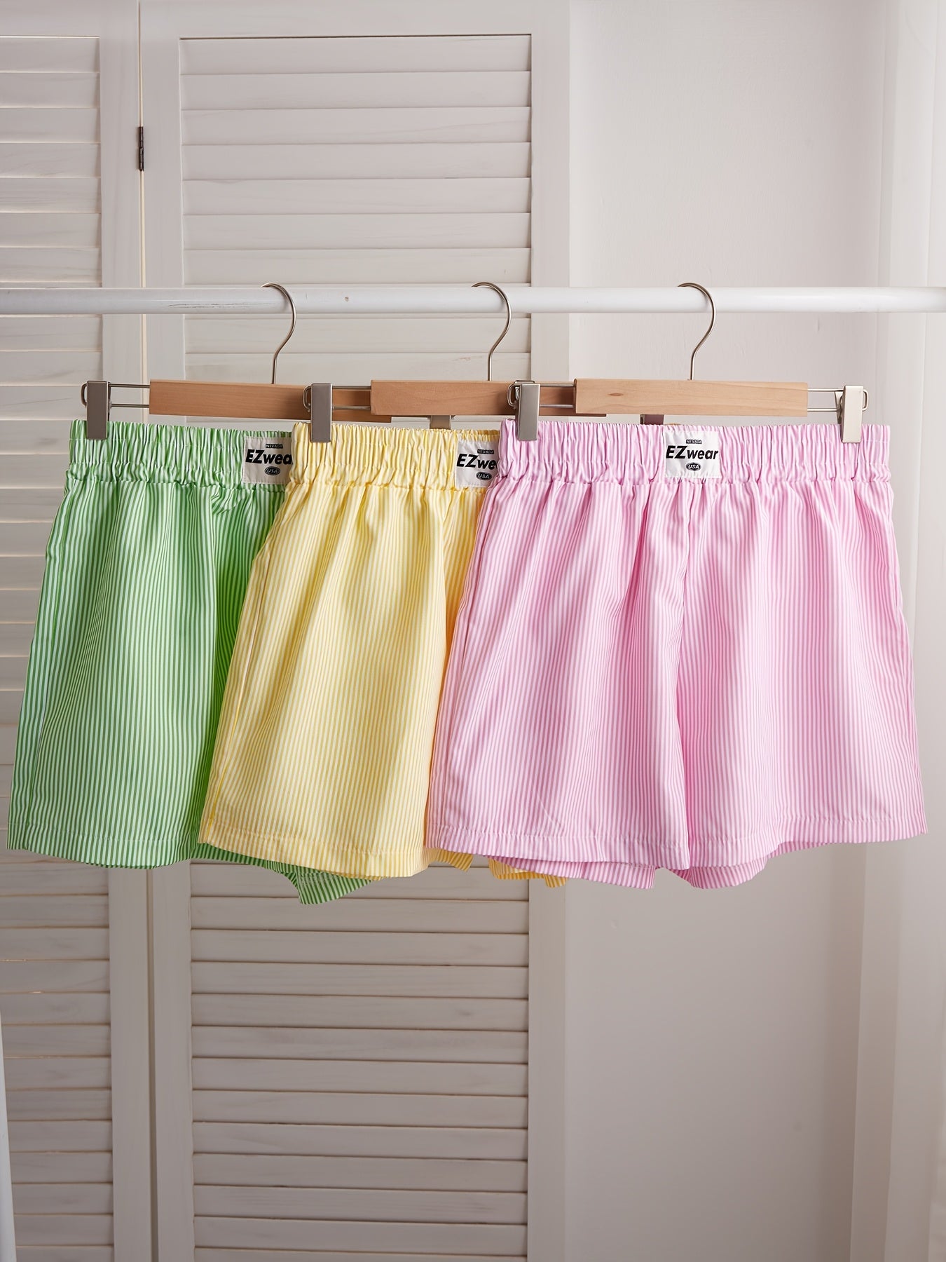 Damen Pyjama-Shorts im Streifen-Design für entspannte Sommernächte, 3er-Pack, Freizeit-Loungewear
