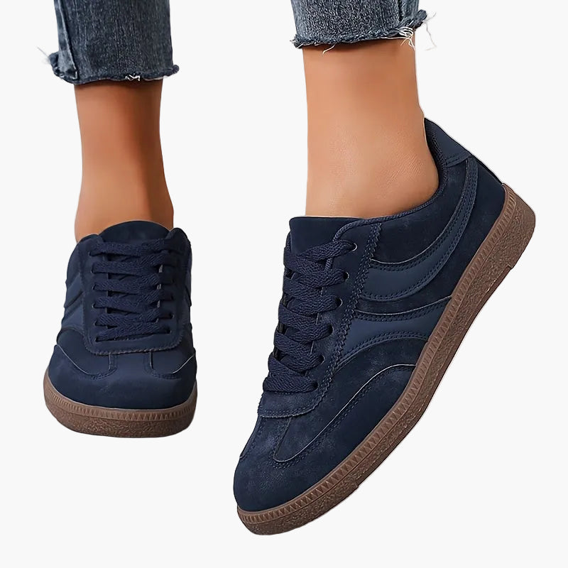 Women's Vintage Sneakers in Retro Look – Everyday, Leisure & Street Style