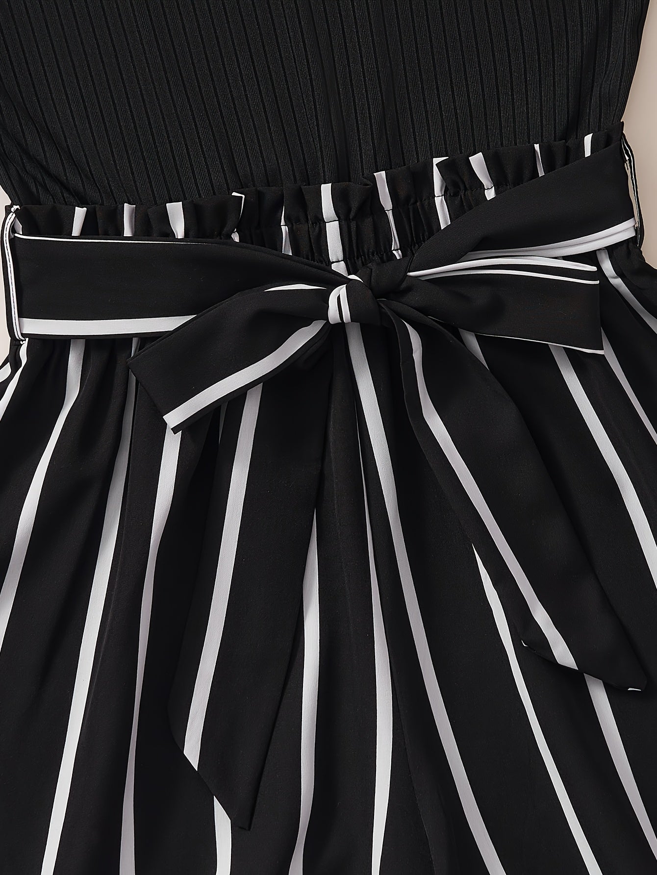 Women's Elegant Jumpsuit with Stripes and Waist Belt – Sleeveless Summer Romper for Leisure & Vacation