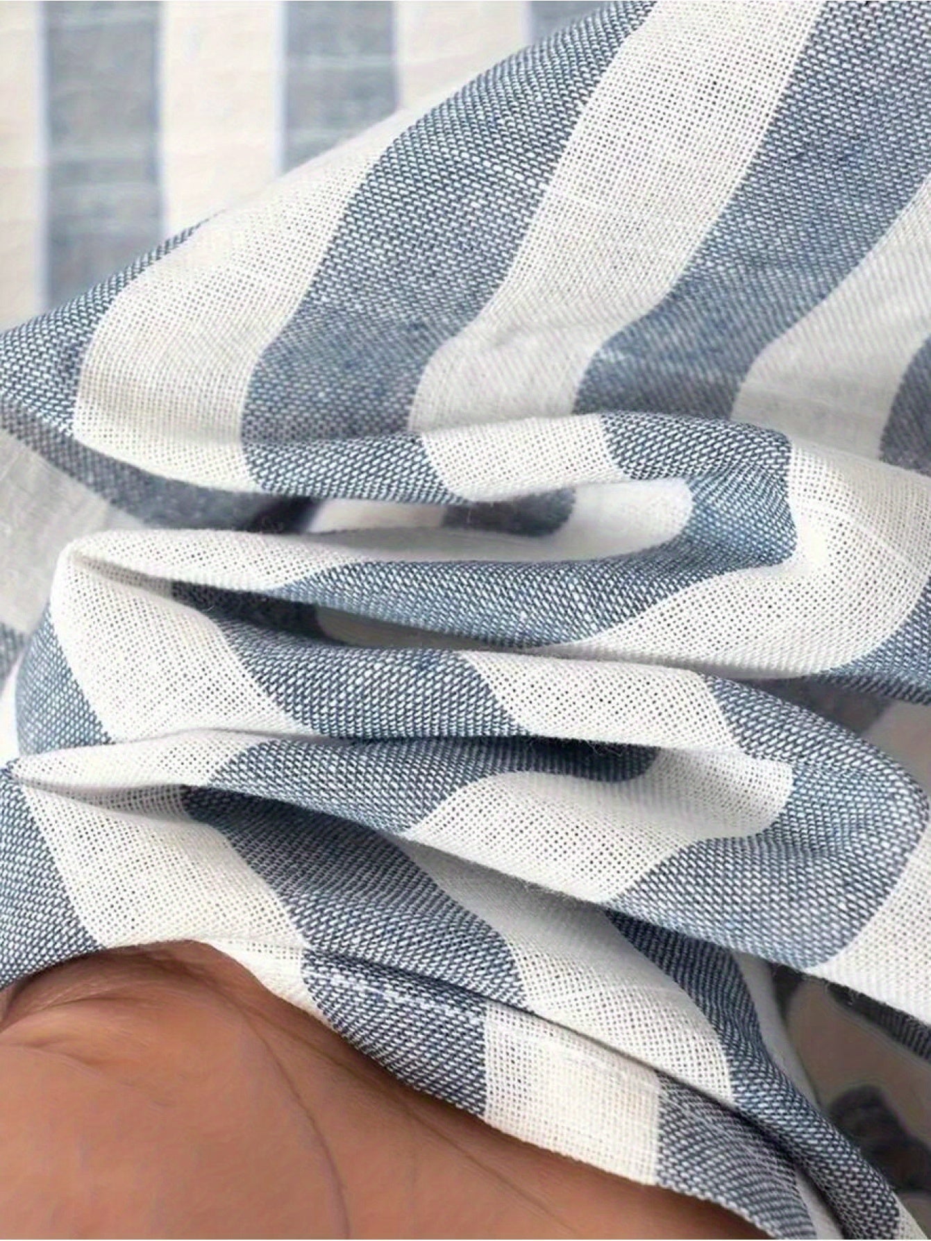 Men's casual shirt with wide stripes and modern cut – Perfect for everyday wear and vacation