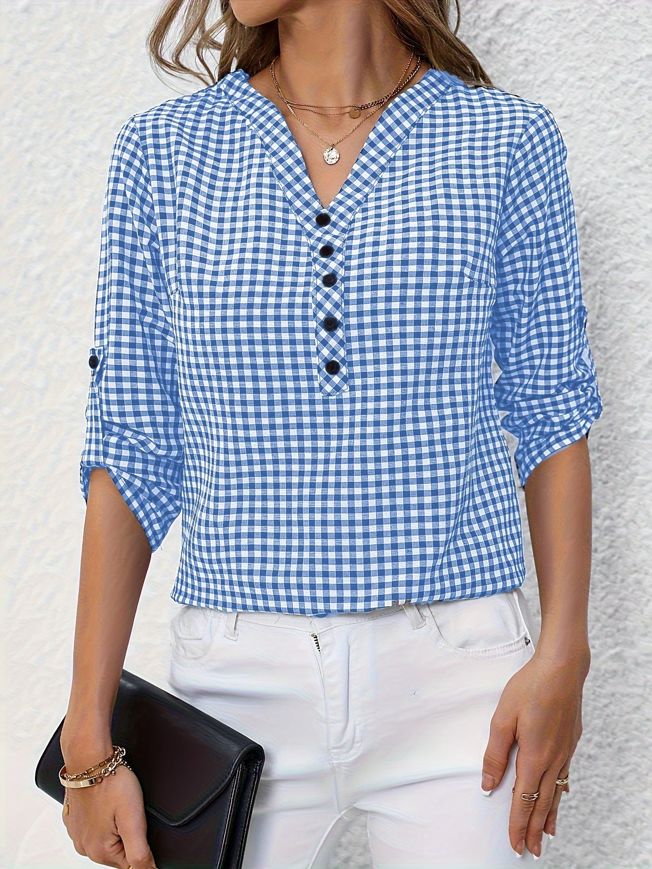 Women's blouse with check pattern and V-neck – casual shirt blouse for spring and summer