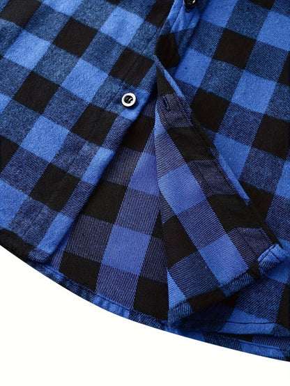 Men’s plaid hooded shirt with button placket